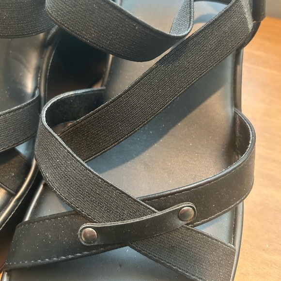 Women’s Platform Sandals - Picture 3 of 3